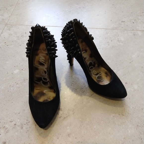 Sam Edelman Shoes - 🎉HP🎉 Sam Edelman Lorissa Spike Pump